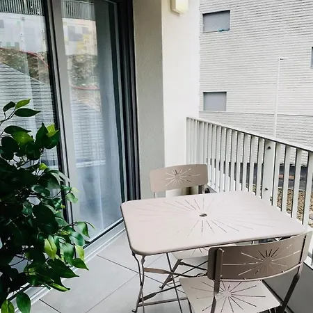 Le Quartz Tresum In A Modern Near The Garage Included 아파트 안시