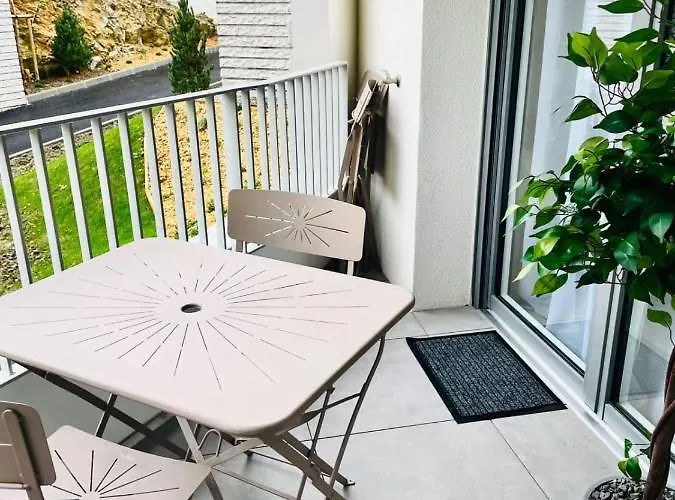 Appartement Le Quartz Tresum In A Modern Near The Garage Included *